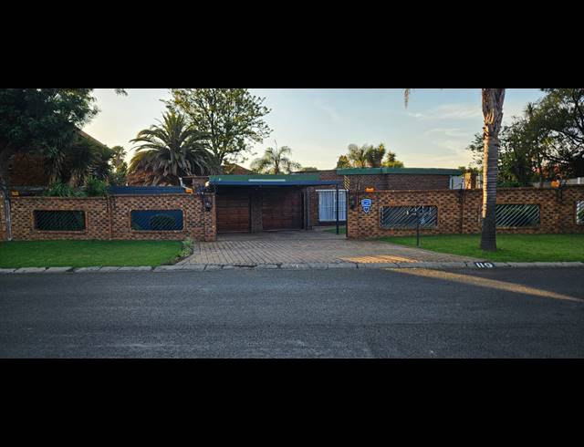 4 BEDROOM HOUSE TO LET IN SUNAIR PARK